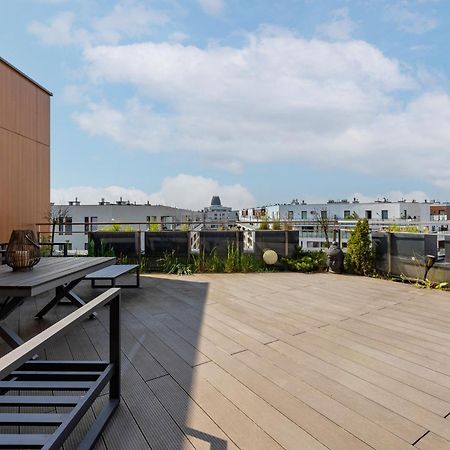 Royal Garden Apartment In Wilanow By Renters Prestige وارسو المظهر الخارجي الصورة