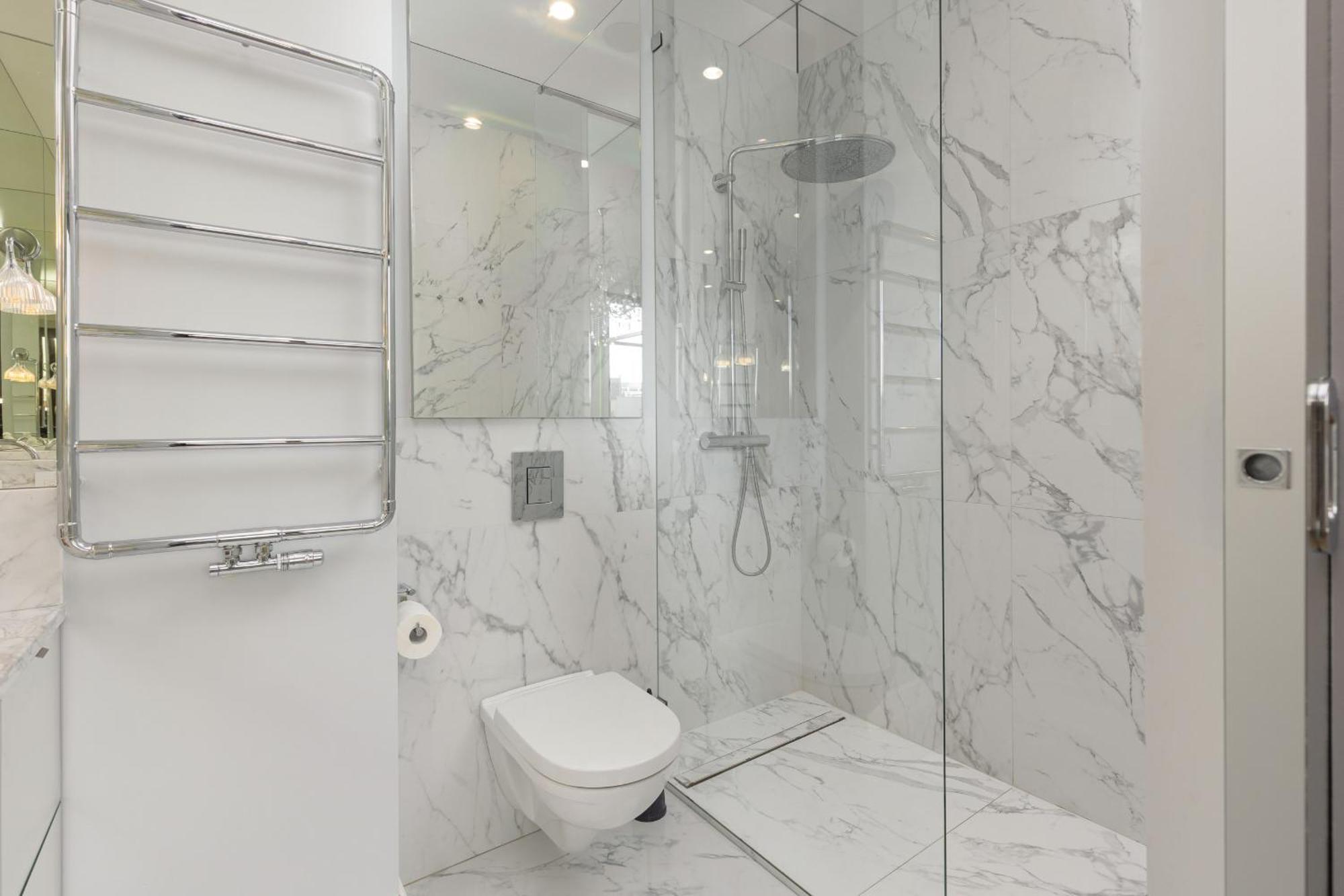 Royal Garden Apartment In Wilanow By Renters Prestige وارسو المظهر الخارجي الصورة